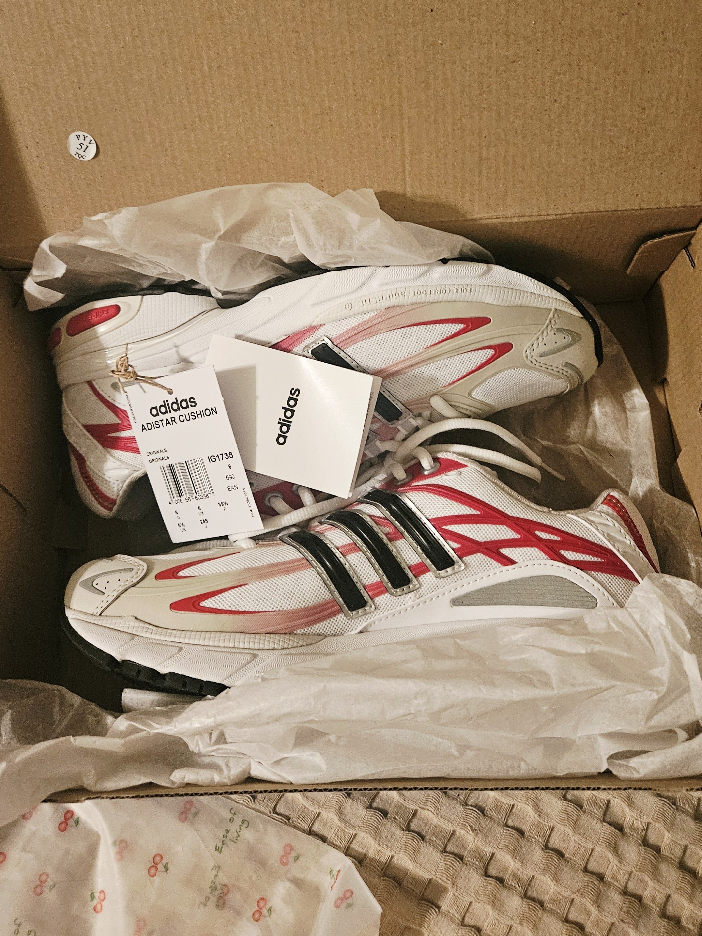 Adidas Adistar Cushion-White And Red Men's 6.5/Women's 7.5 Athletic Sneakers